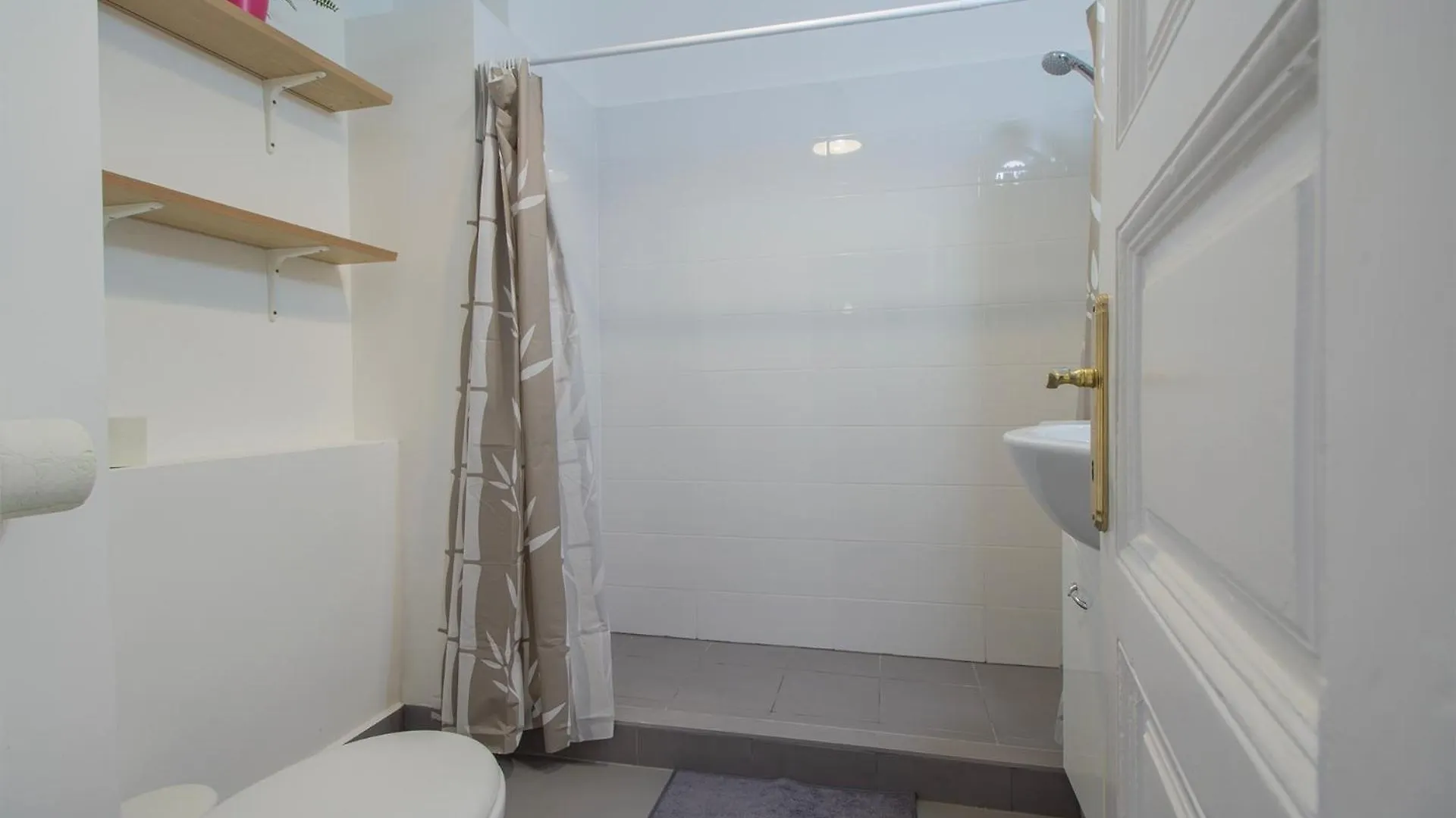 Dohany Apartment With 3Bedroom 1,5Bath - 9People Budapest 0*,