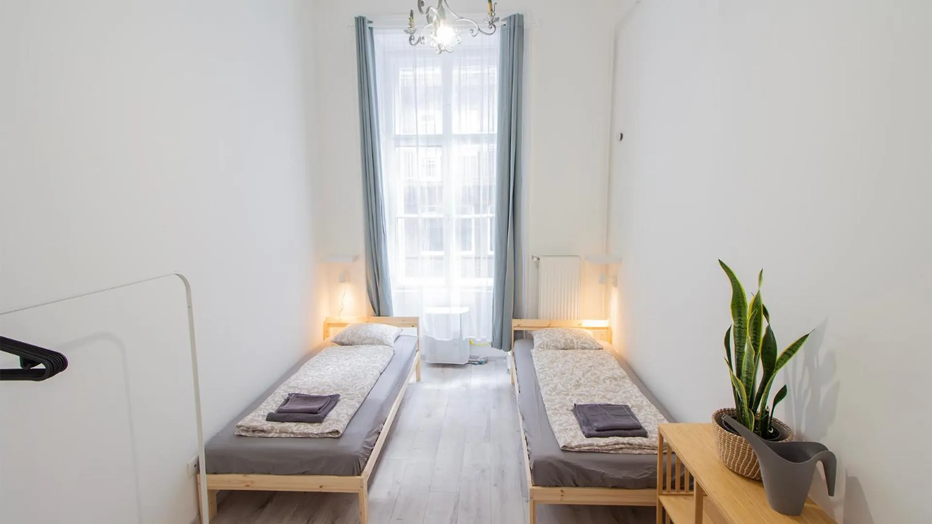 Dohany Apartment With 3Bedroom 1,5Bath - 9People Budapest
