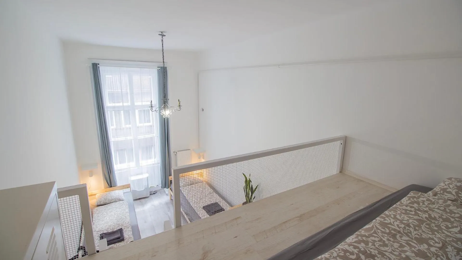 Dohany Apartment With 3Bedroom 1,5Bath - 9People Budapest Hungary