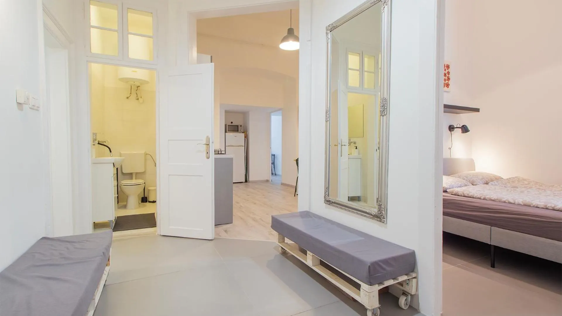 Dohany Apartment With 3Bedroom 1,5Bath - 9People Budapeszt